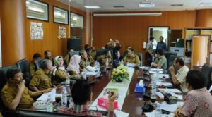 Perda KTR di Ruang RDP Komisi IV DPRD Medan Dilanggar