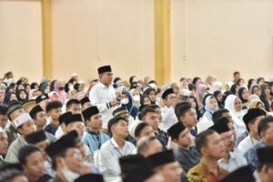 Edy Rahmayadi Motivasi Ribuan Siswa SMA/SMK Mengikuti Pesantren Kilat Ramadhan