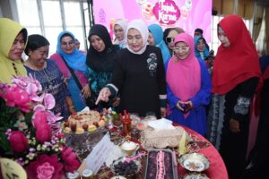 Lomba Membuat Takjil Dorong Industri Rumahan