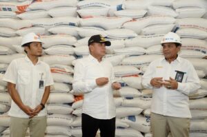 Edy Rahmayadi Lepas Beras 9.260 Ton, Jangan Salah Sasaran