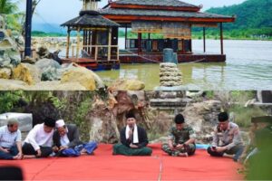 Masjid Apung Pacitan Kembali Berdiri Megah