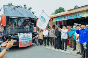 Bupati Zahir Minta Petugas Beri Pelayanan Terbaik untuk Jamaah Haji