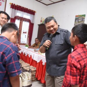 Bupati Dolly : Manfaatkan Bulan Ramadhan Memperbanyak Sedekah.