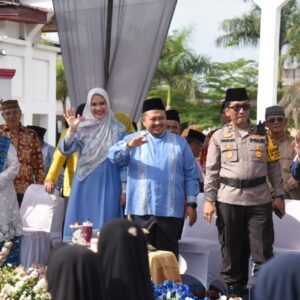 Ribuan Peserta Pawai Taaruf Meriahkan Pembukaan MTQ Ke-56 Tingkat Kabupaten Tapsel.