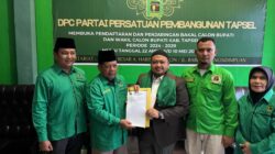 Dolly Pasaribu Resmi Daftar ke PPP Tapsel.