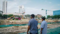 Pj.Sekda Medan Topan Ginting Cek Progres Pembangunan Lapangan Merdeka.