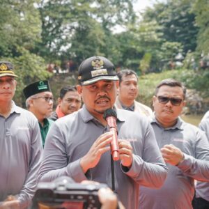 Bobby Nasution Tunda Kenaikan Retribusi Sampah.