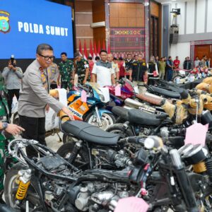 Polda Sumut dan Kodam I/BB Gagalkan Penyelundupan Moge dan Ayam Siam Senilai Rp.20 Miliar.