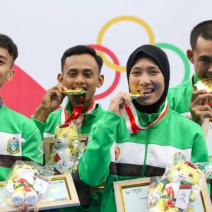 PON XXI, Sumut Catat Sejarah Rebut Emas Pertama Squash.