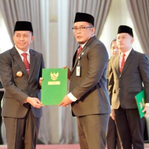 Mendagri Tunjuk Aulia Rachman Plt Wali Kota Medan.