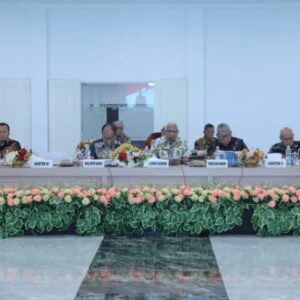 Bupati Asahan Surya Pimpin Rakorpem Januari 2025