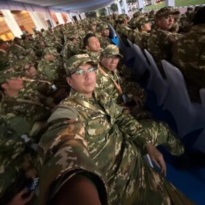 Dipimpin Presiden Prabowo, Rico Waas-Zakiyuddin Ikuti Upacara Parade Senja Retret Kepala Daerah