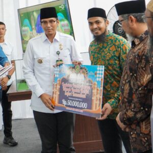 Safari Ramadhan, Rico Waas Jadi Imam Sholat di Masjid Muwahiddin Medan Selayang