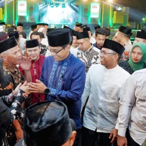 Peringati Malam Nuzulul Qur’an, Rico Waas Ajak Masyarakat Pedomani Nilai Al-Qur’an Didalam Kehidupan Sehari-hari