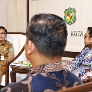 Rico Waas Beri Perhatian Terhadap Pelayanan Penyakit Jantung