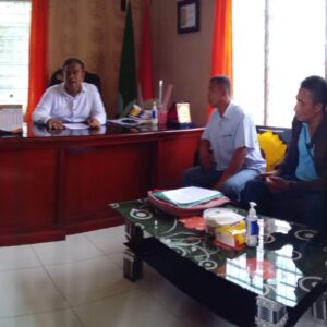Maujana Nagori Banjar Hulu Layangkan Surat Pemberhentian Pangulu, Warga Datangi Kantor Camat