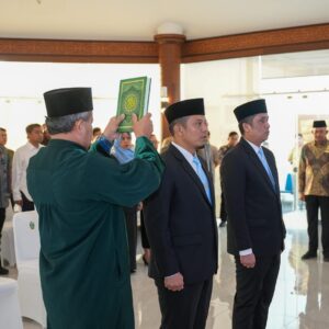 Bobby Nasution Lantik Kepala Biro Umum Chusnul Fanany Sitorus
