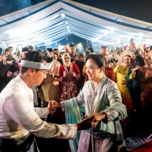 Penutupan Gelar Melayu Serumpun, Rico Waas Menari Melayu Bersama Pengunjung