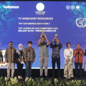 Presiden Direktur Agincourt Resources Dianugerahi Penghargaan TOP Leader on CSR Commitment 2025