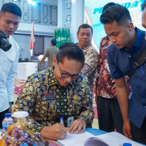 Rico Waas Tandatangani Nota Kesepahaman Progam Makan Bergizi Gratis. 1.762 SPPG Dibangun di Sumut