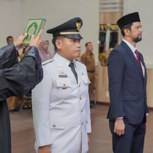 Rico Waas Lantik 4 Pejabat Administrator, Tidak Ada Uang Sepeserpun