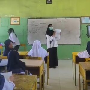 Pelajar Citra MTs YPK Sidomulyo Cek Kesehatan Gratis dari Puskesmas