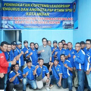 Rico Waas Perjuangkan Aspirasi Buruh