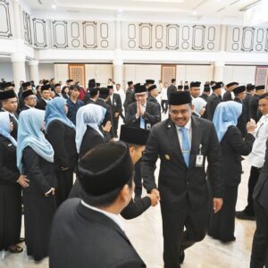 Bobby Nasution Lantik 177 Pejabat Administrator dan Pengawas