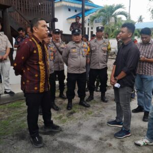 Kantor PUTR Batu Bara Didemo Soal Keselamatan Pekerja