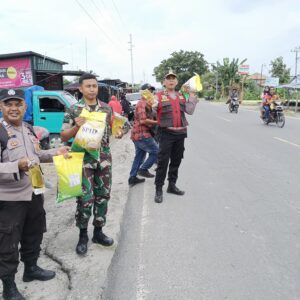 Kapolsek Indrapura Gelar Gerakan Pangan Murah Bersama Bulog Asahan