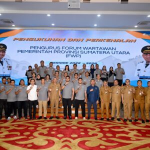 Pengurus FWP Dikukuhkan : Bobby Nasution Yakin Penyebaran Informasi Semakin Aktual