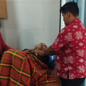 Polsek Perbaungan Gerak Cepat Respon Call Centre 110 Bantu Warga Lansia Alami Sesak Napas