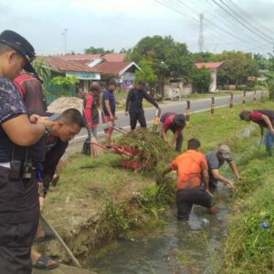 Lapas Labuhan Ruku Gotong Royong Bersama Warga Binaan
