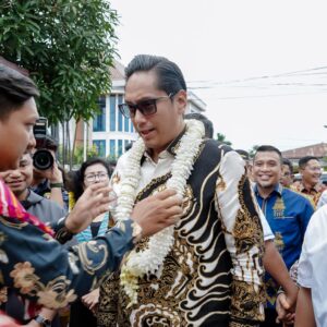 Safari Natal di Gereja Paroki St.Fransiskus Assisi Padang Bulan, Rico Ajak Jemaat Perkuat Keharmonisan Keluarga