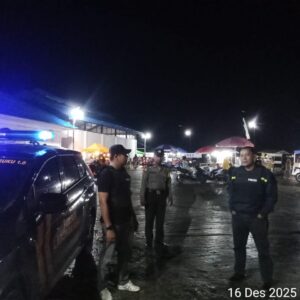Patroli Malam, Polsek Labuhan Ruku Pastikan Kamtibmas Tetap Kondusif