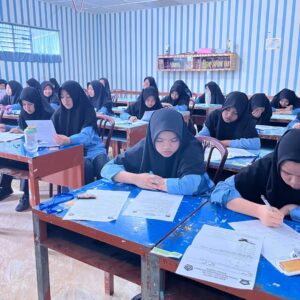 Hari Pertama Sekolah, Santri Pesantren Darul Mursyid Langsung Dihadapkan Olimpiade Peminatan DM SWOT 2026