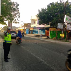 Sat Lantas Polres Batu Bara Laksanakan Pengaturan Lalu Lintas di Sejumlah Titik Rawan Kemacetan