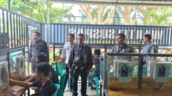 Kalapas Labuhan Ruku Cek Wartelsuspas dan Berinteraksi dengan Warga Binaan