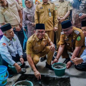 Peletakan Batu Pertama Pembangunan Masjid At-Tawwabin : Zakiyuddin Tekankan Fungsi Sosial Rumah Ibadah