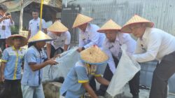 Wujudkan Kemandirian Warga Binaan, Lapas Labuhan Ruku Tebar Benih Ikan Lele