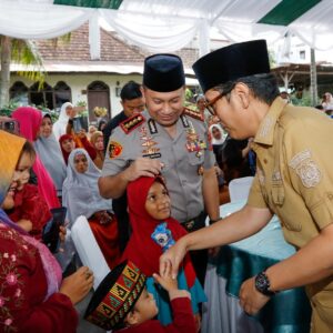 Safari Ramadhan Perdana, Rico Waas Tegaskan Pembangunan Bukan Memperkaya Diri