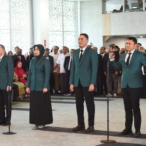 Wakil Rektor USU dan Sekretaris Universitas Dilantik, Rektor USU Ingatkan Pentingnya Kerja Keras dan Integritas