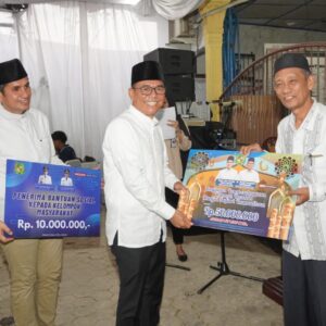 Safari Ramadan di Masjid Taqwa, Zakiyuddin Harahap Jaga Kebersihan