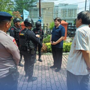 Brimob Sumut Lakukan Patroli Preventif di Kantor Konsulat Asing di Kota Medan