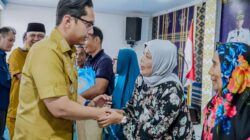 Rico Waas Bagikan 2.000 Paket Sembako Wujud Solidaritas Sosial